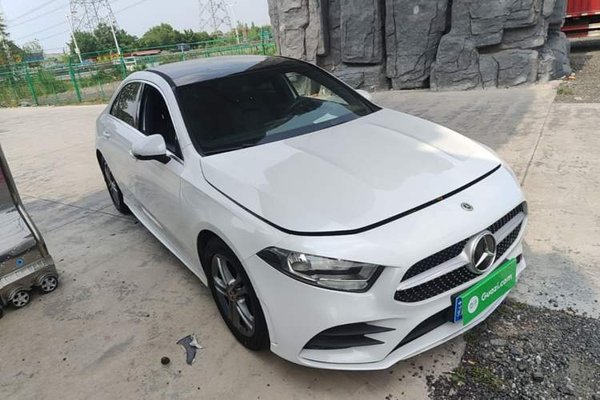 Mercedes-Benz A-Class 2021, 102600 км, за 15209 USD