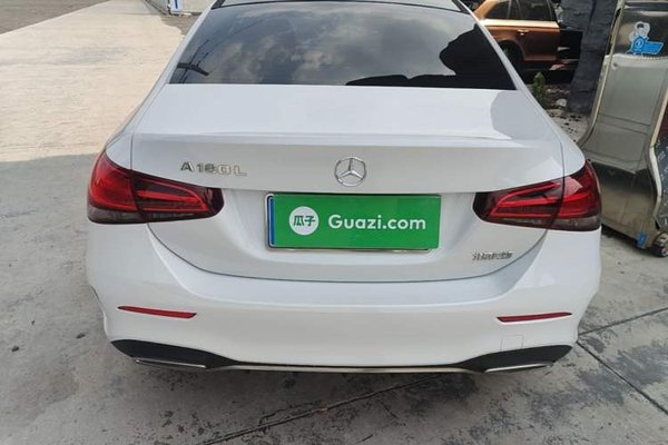 Mercedes-Benz A-Class 2021, 102600 км, за 15209 USD