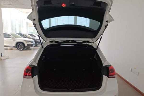 Mercedes-Benz A-Class 2021, 55700 км, за 14278 USD - фото 22