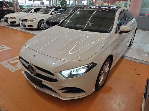 Mercedes-Benz A-Class · 2021 год