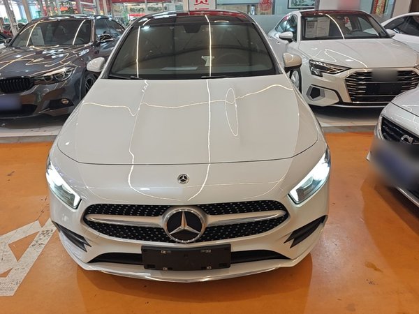 Mercedes-Benz A-Class 2021, 63200 км, за 17058 USD