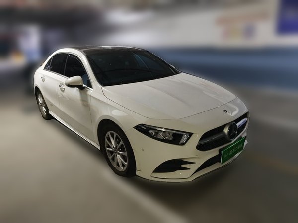 Mercedes-Benz A-Class 2022, 31600 км, за 16948 USD