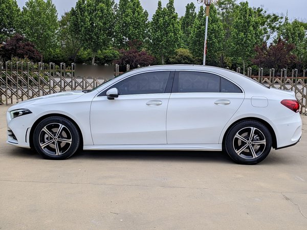 Mercedes-Benz A-Class 2022, 36000 км, за 19891 USD - фото 8