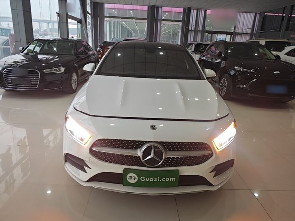 Mercedes-Benz A-Class 2022, 39700 км, за 18272 USD