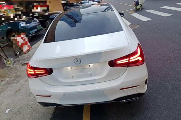 Mercedes-Benz A-Class 2022, 40800 км, за 17565 USD