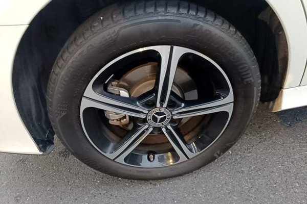 Mercedes-Benz A-Class 2022, 40800 км, за 17565 USD - фото 11