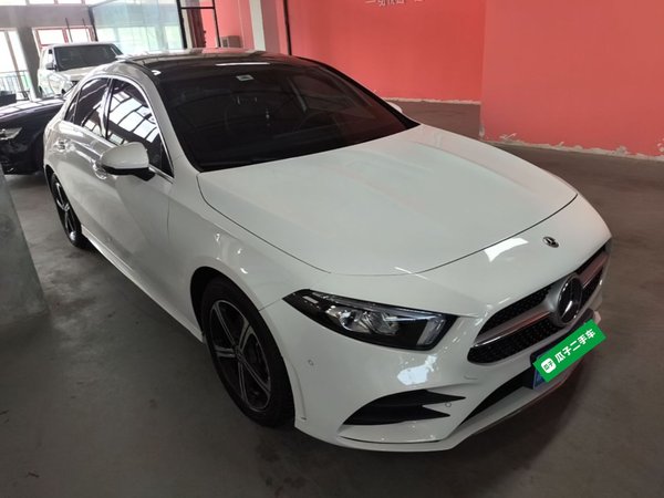 Mercedes-Benz A-Class 2022, 53300 км, за 19555 USD