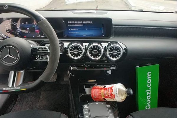 Mercedes-Benz A-Class 2023, 27700 км, за 21495 USD - фото 16