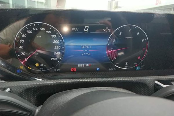 Mercedes-Benz A-Class 2023, 27700 км, за 21495 USD - фото 15
