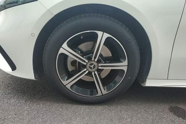 Mercedes-Benz A-Class 2023, 27700 км, за 21495 USD - фото 8