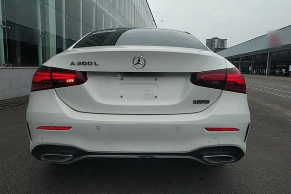Mercedes-Benz A-Class 2023, 27700 км, за 21495 USD