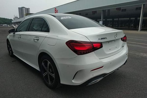 Mercedes-Benz A-Class 2023, 27700 км, за 21495 USD