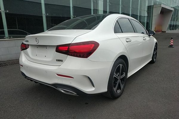 Mercedes-Benz A-Class 2023, 27700 км, за 21495 USD - фото 6