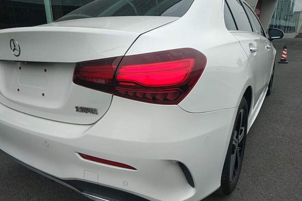 Mercedes-Benz A-Class 2023, 27700 км, за 21495 USD - фото 7