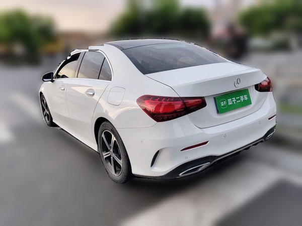 Mercedes-Benz A-Class 2023, 69800 км, за 16107 USD
