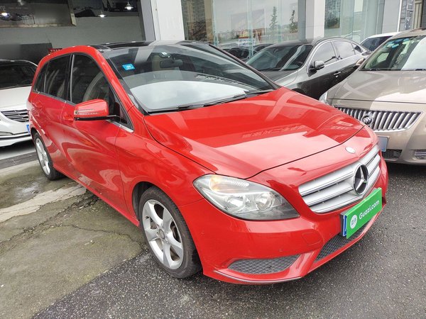 Mercedes-Benz B-Class 2012 B 180, 2012 года