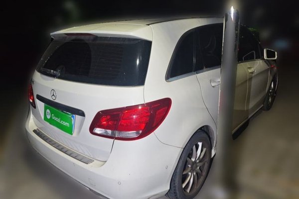 Mercedes-Benz B-Class 2015, 86000 км, за 7807 USD