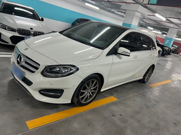 Mercedes-Benz B-Class 2015, 86100 км, за 8178 USD