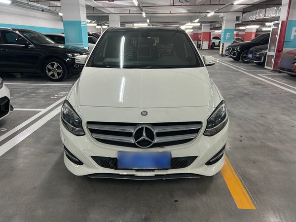 Mercedes-Benz B-Class 2015, 86100 км, за 8178 USD