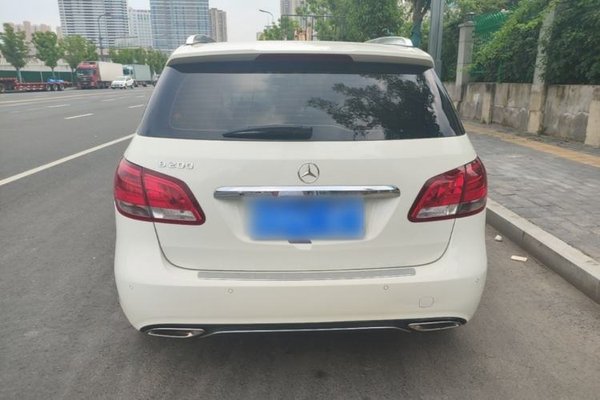Mercedes-Benz B-Class 2017, 51100 км, за 11046 USD