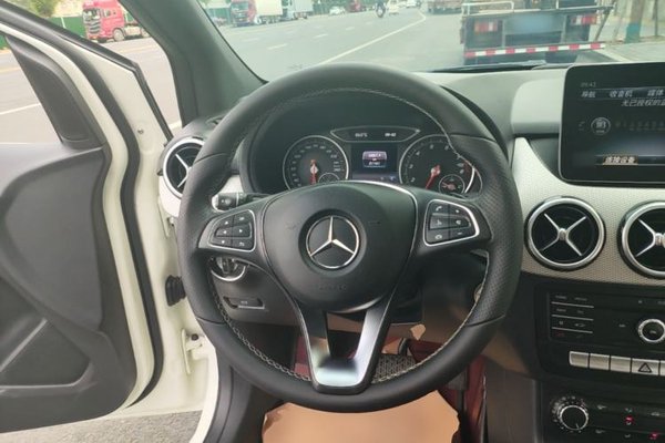 Mercedes-Benz B-Class 2017, 51100 км, за 11046 USD - фото 13