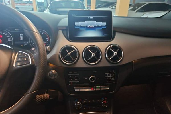 Mercedes-Benz B-Class 2019, 84100 км, за 10538 USD - фото 28