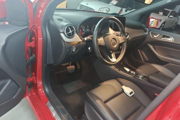 Mercedes-Benz B-Class 2019, 84100 км, за 10538 USD - фото 31