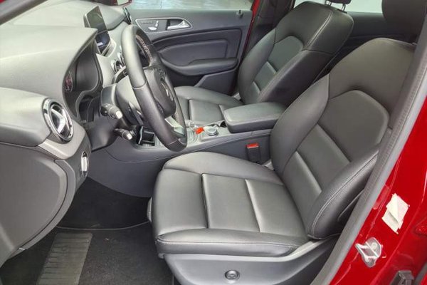 Mercedes-Benz B-Class 2019, 84100 км, за 10538 USD - фото 18