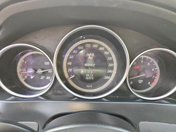 Mercedes-Benz C-Class 2013 C 180 Classic Grand Edition, 2013 года