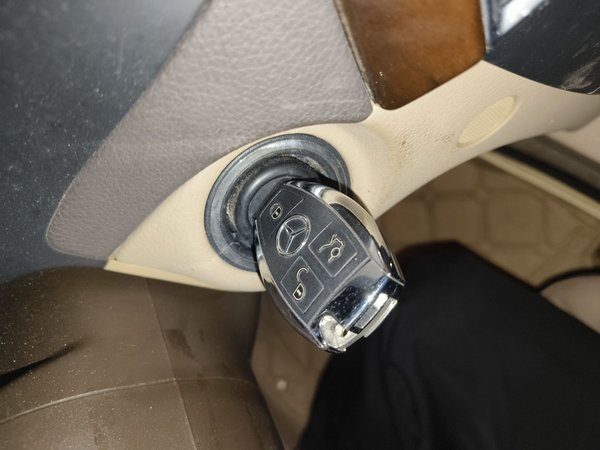 Mercedes-Benz C-Class 2013, 142200 км, за 6271 USD - фото 12