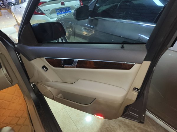 Mercedes-Benz C-Class 2013, 142200 км, за 6271 USD - фото 25