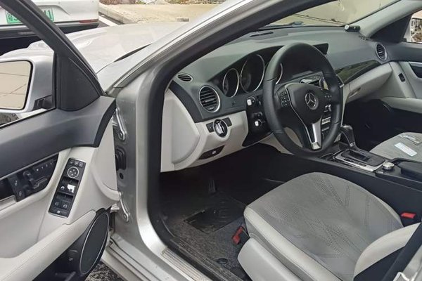 Mercedes-Benz C-Class 2013, 70400 км, за 5855 USD - фото 16