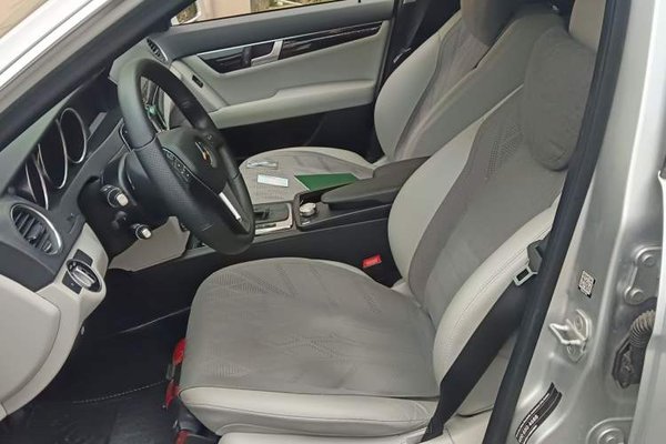 Mercedes-Benz C-Class 2013, 70400 км, за 5855 USD - фото 15