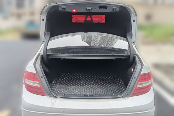 Mercedes-Benz C-Class 2013, 70400 км, за 5855 USD - фото 19