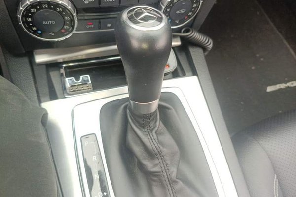 Mercedes-Benz C-Class 2013, 88400 км, за 9561 USD - фото 11