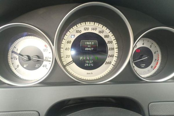 Mercedes-Benz C-Class 2013, 88400 км, за 9561 USD - фото 8