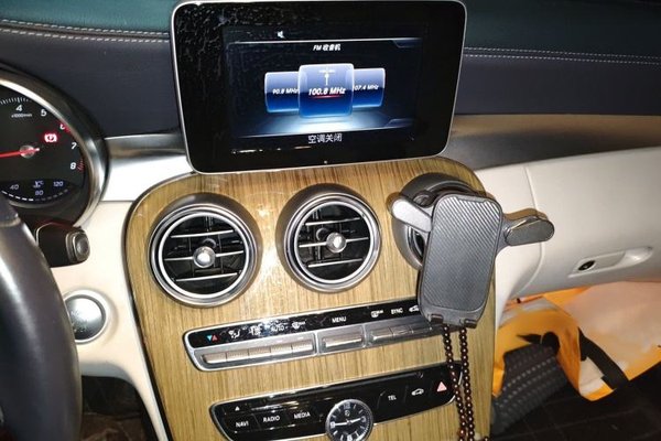 Mercedes-Benz C-Class 2015, 143200 км, за 15454 USD - фото 12