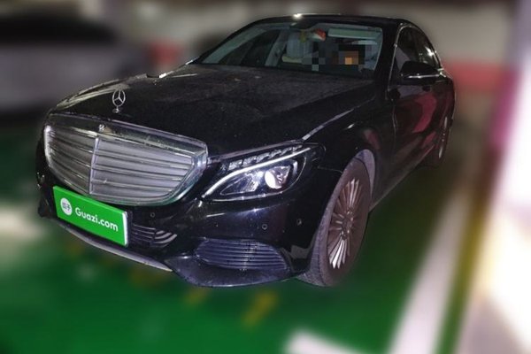 Mercedes-Benz C-Class · 2015 год