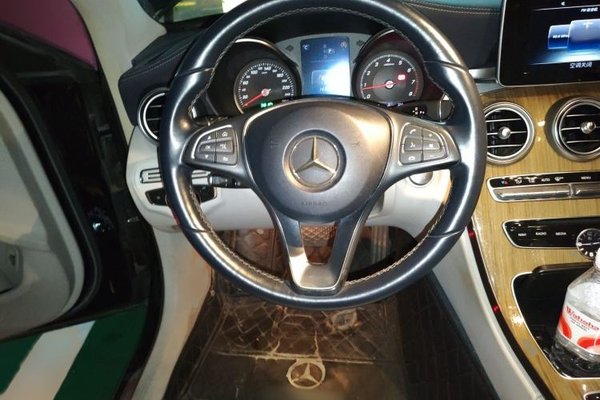 Mercedes-Benz C-Class 2015, 143200 км, за 15454 USD - фото 9
