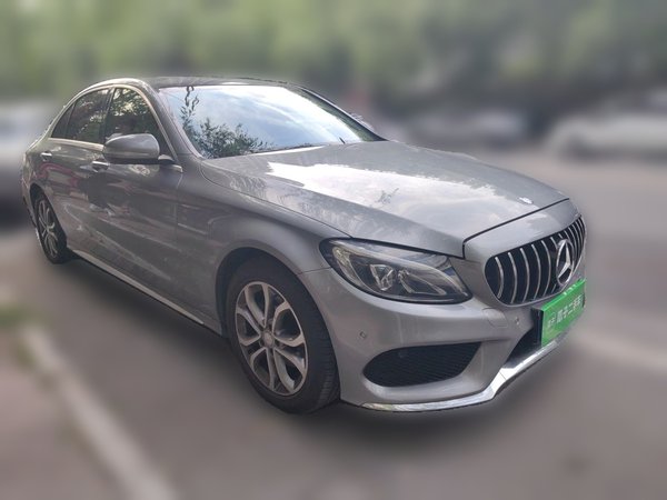 Mercedes-Benz C-Class 2015, 92200 км, за 11239 USD