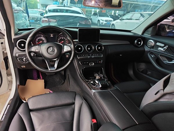 Mercedes-Benz C-Class 2015, 123200 км, за 12432 USD - фото 13
