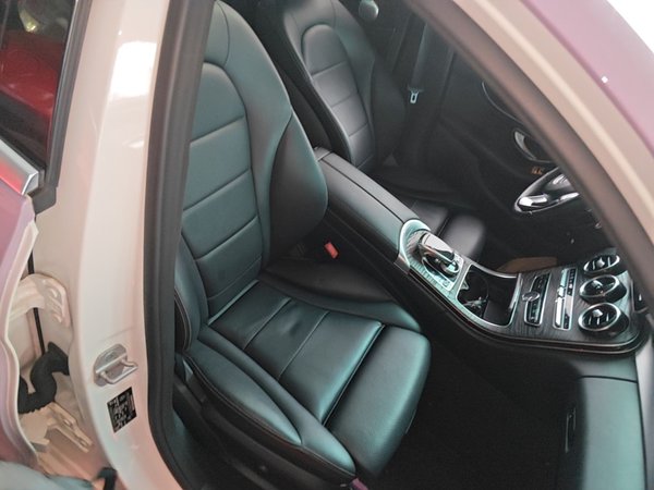 Mercedes-Benz C-Class 2015, 123200 км, за 12432 USD - фото 23