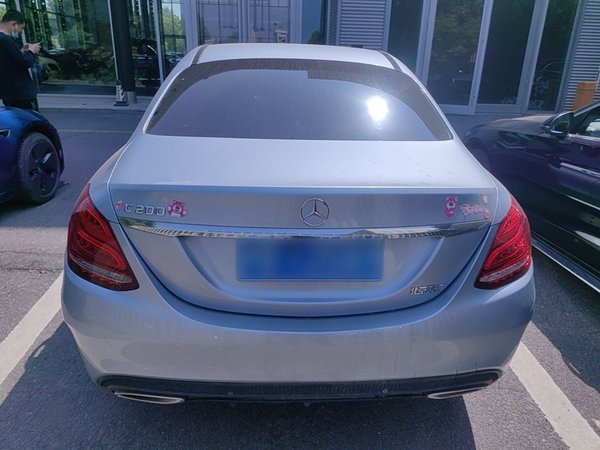 Mercedes-Benz C-Class 2015, 68300 км, за 12856 USD