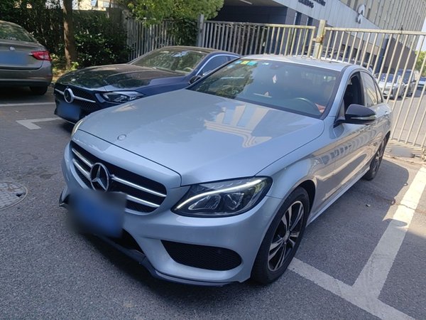 Mercedes-Benz C-Class · 2015 год