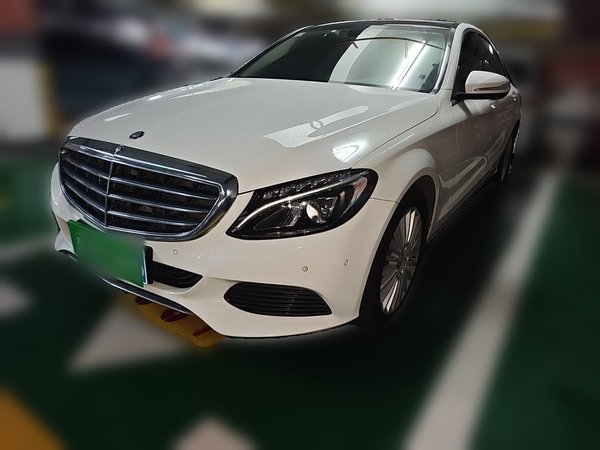 Mercedes-Benz C-Class · 2015 год