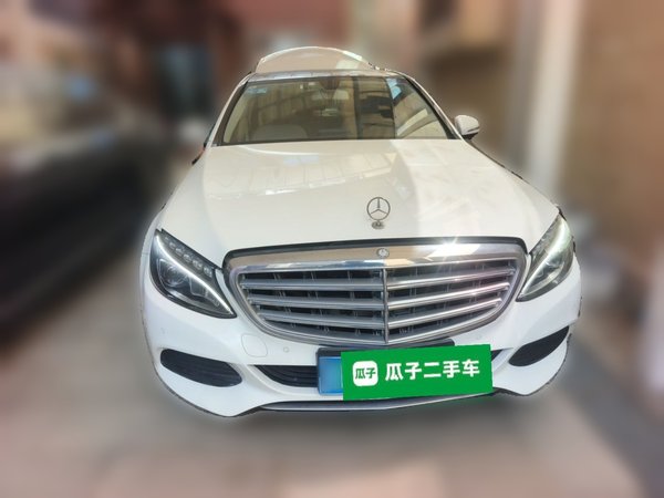 Mercedes-Benz C-Class 2015, 71800 км, за 12880 USD