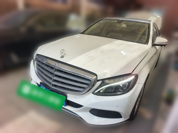 Mercedes-Benz C-Class · 2015 год