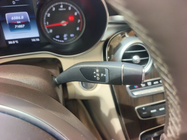 Mercedes-Benz C-Class 2015, 71800 км, за 12880 USD - фото 11