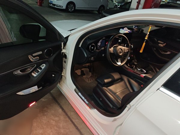 Mercedes-Benz C-Class 2015, 79400 км, за 12882 USD - фото 13
