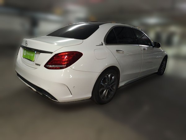 Mercedes-Benz C-Class 2015, 79400 км, за 12882 USD